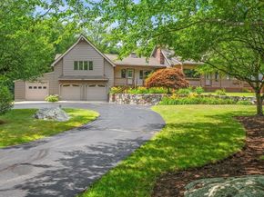 183-183R Mendon Street, Blackstone MA 01504