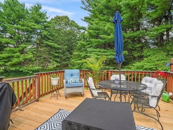 183-183R Mendon Street, Blackstone MA 01504
