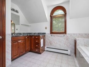 183-183R Mendon Street, Blackstone MA 01504