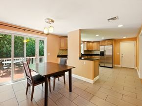 33 Highgate Rd, Framingham MA 01701