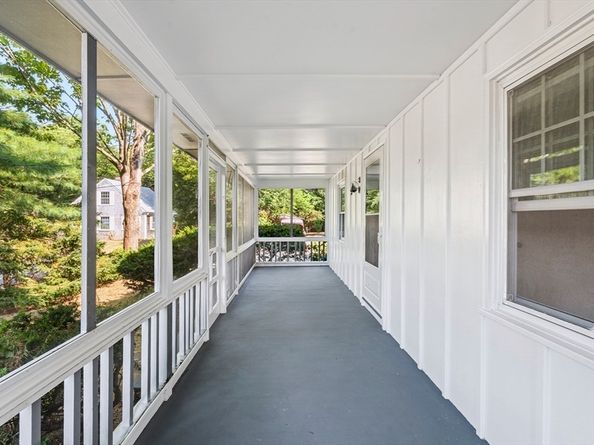 8 Captain's Lane, Mattapoisett MA 02739