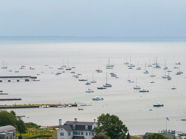 8 Captain's Lane, Mattapoisett MA 02739