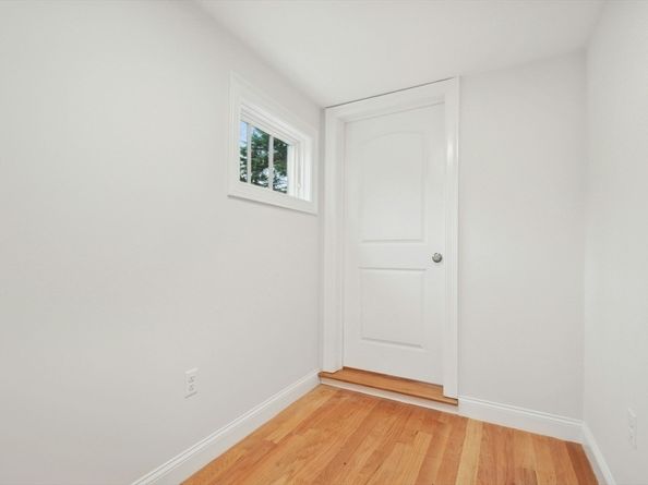 23 Loomis Street 23, Cambridge MA 02138