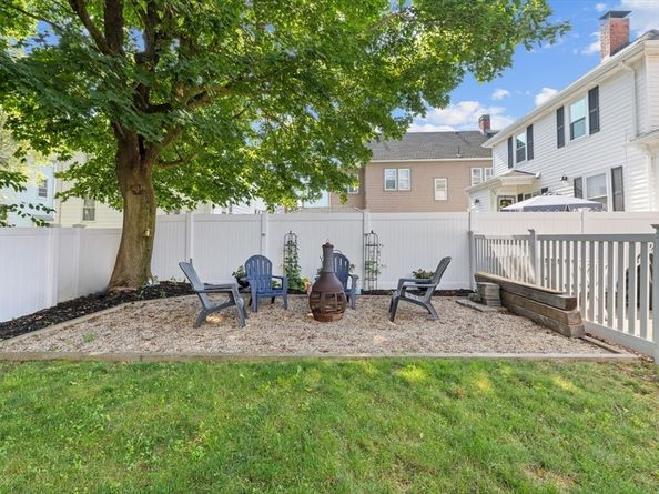 523 Humphrey St, Swampscott MA 01907