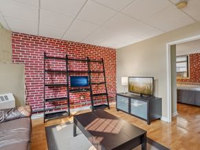 1641 Commonwealth Ave 20, Boston MA 02135