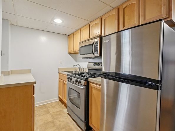 1641 Commonwealth Ave 20, Boston MA 02135