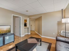 1641 Commonwealth Ave 20, Boston MA 02135