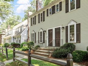 413 Wellman Ave 413, Chelmsford MA 01863