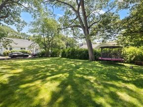 32 Oakwood Ave, Saugus MA 01906