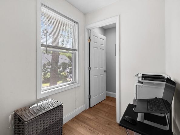 32 Oakwood Ave, Saugus MA 01906