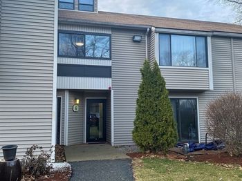 6 Thayer Pond Dr