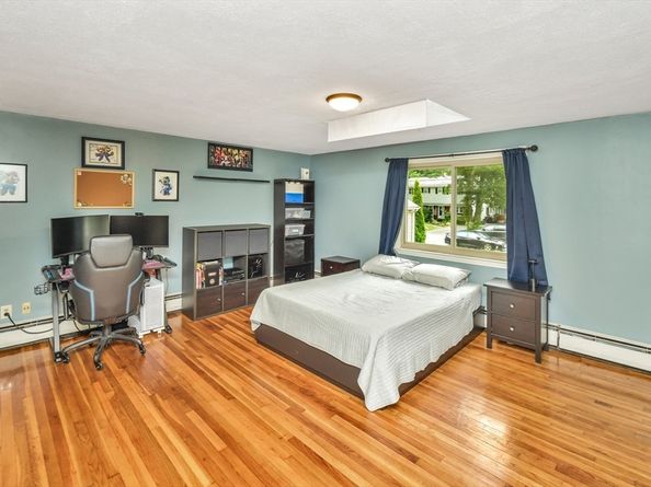 125 Ettrick St, Brockton MA 02301