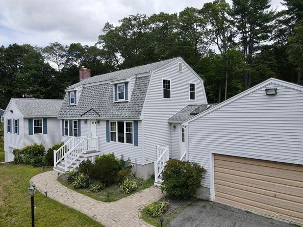 66 Acton Road, Chelmsford MA 01824
