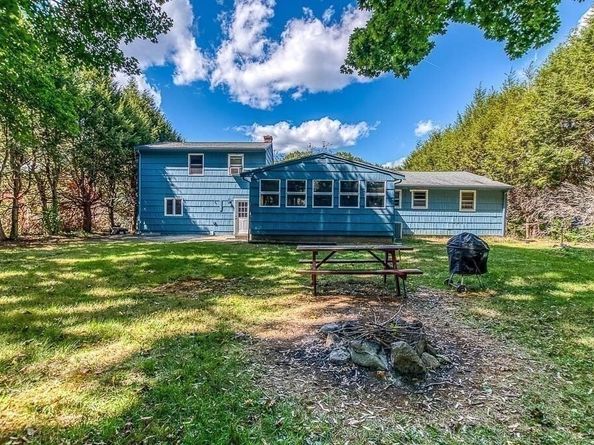 53 Chapman Rd, Stoughton MA 02072