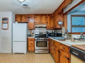 53 Chapman Rd, Stoughton MA 02072