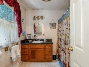 53 Chapman Rd, Stoughton MA 02072