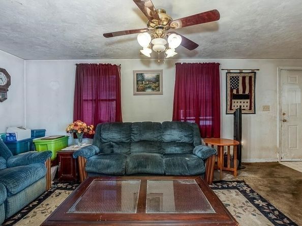 53 Chapman Rd, Stoughton MA 02072