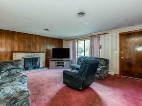 53 Chapman Rd, Stoughton MA 02072