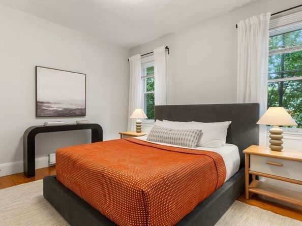 10 Plainfield St Unit 2, Boston MA 02130