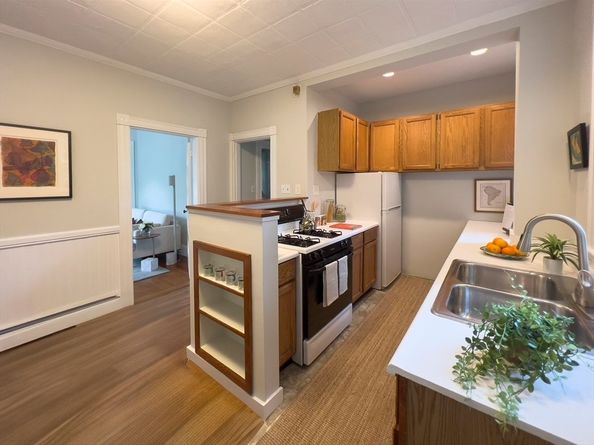 10 Plainfield St Unit 2, Boston MA 02130