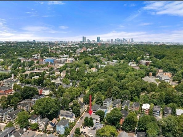 10 Plainfield St Unit 2, Boston MA 02130