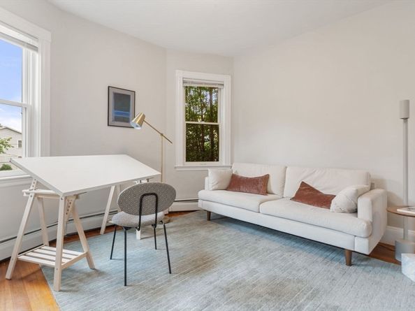 10 Plainfield St Unit 2, Boston MA 02130