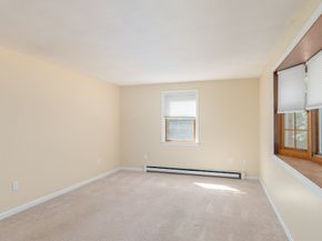125 Manning St 4, Holden MA 01520