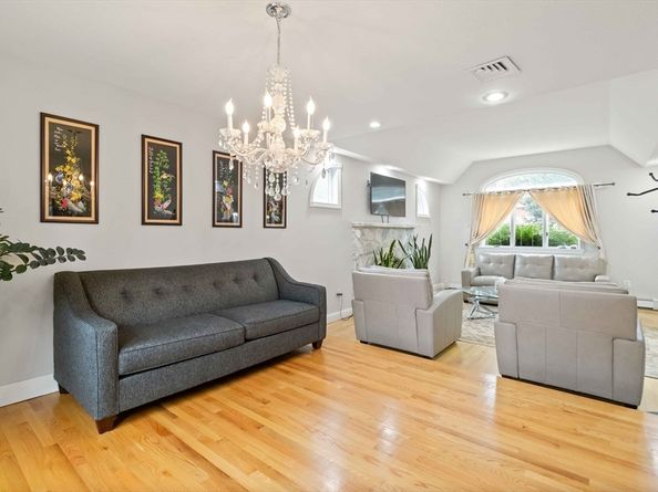 141 Gardiner Rd, Quincy MA 02169