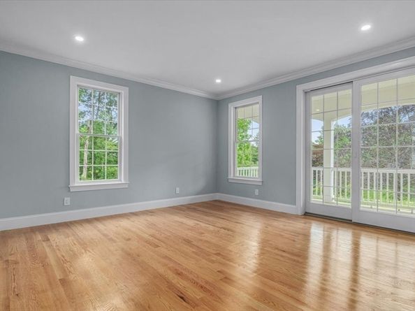 20-35 Shuttleworth Pl, Dedham MA 02026