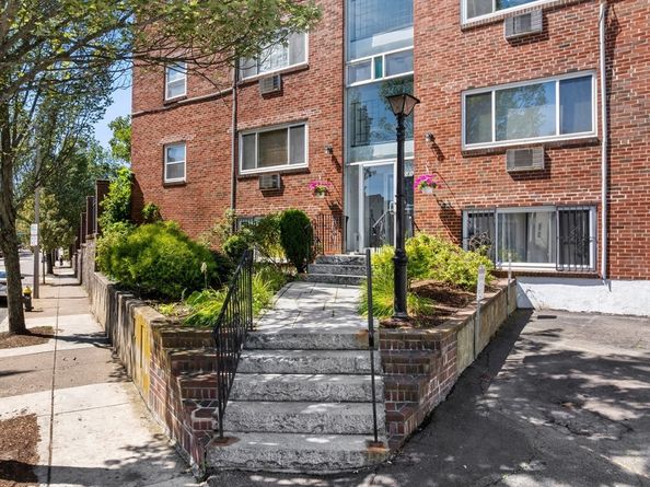 2089 Dorchester Ave 2, Boston MA 02124