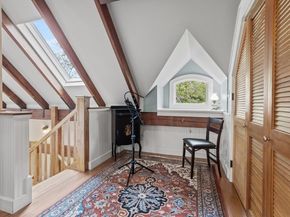 96 Lake Shore Dr, Wayland MA 01778