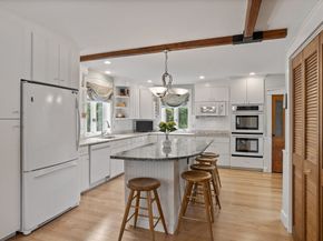 96 Lake Shore Dr, Wayland MA 01778