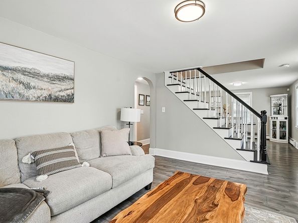 63 Forest St, Weymouth MA 02190
