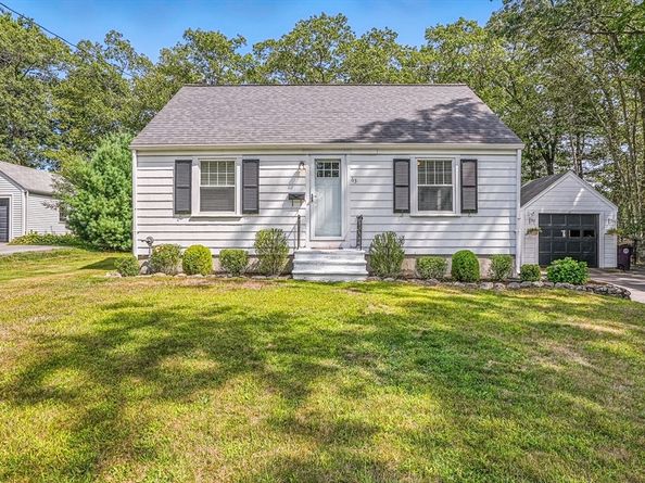 63 Forest St, Weymouth MA 02190