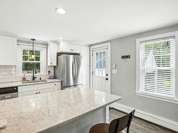 63 Forest St, Weymouth MA 02190
