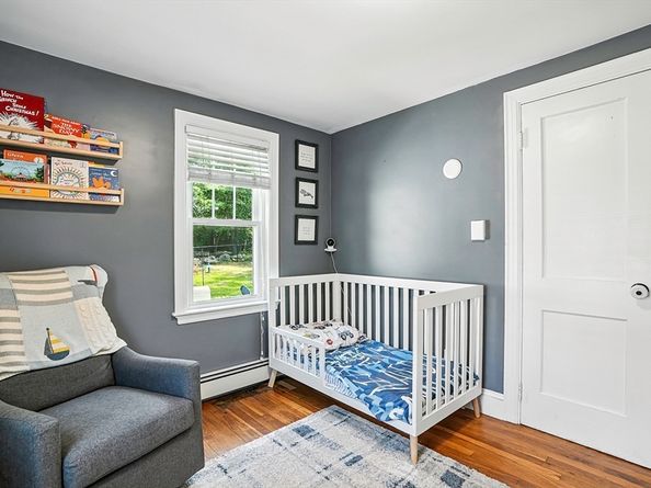 63 Forest St, Weymouth MA 02190