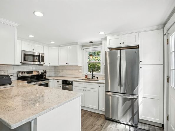 63 Forest St, Weymouth MA 02190