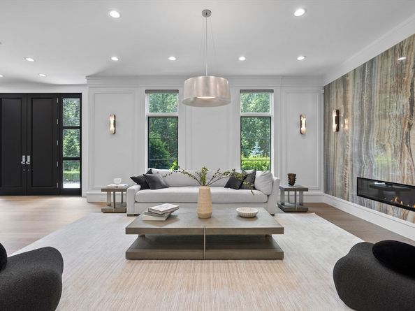 138 Woodland Road, Brookline MA 02467