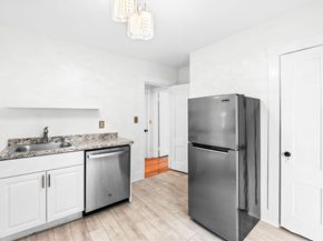 20 Saratoga St, Lynn MA 01902