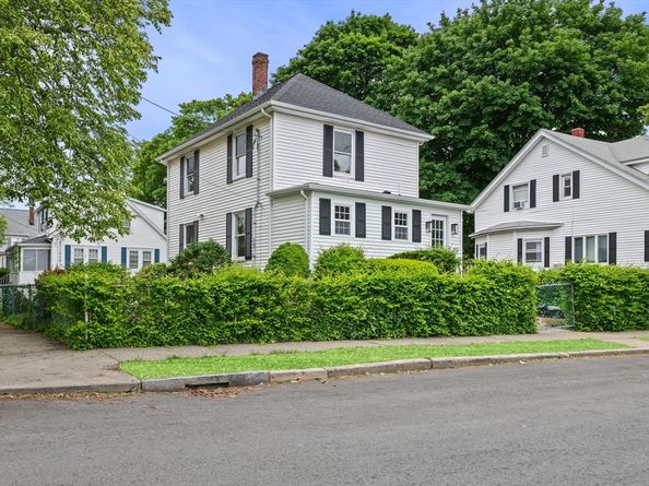 20 Saratoga St, Lynn MA 01902