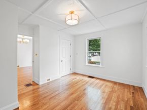 20 Saratoga St, Lynn MA 01902