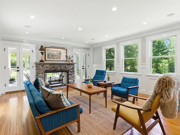 314 Grove, Westwood MA 02090