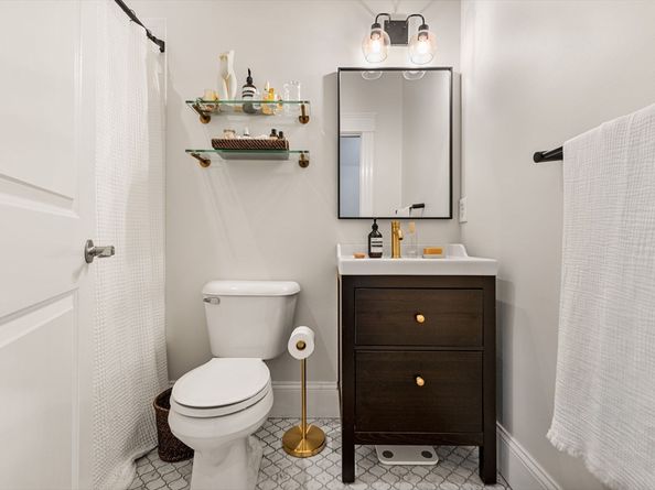 47 Glen St 2, Somerville MA 02145