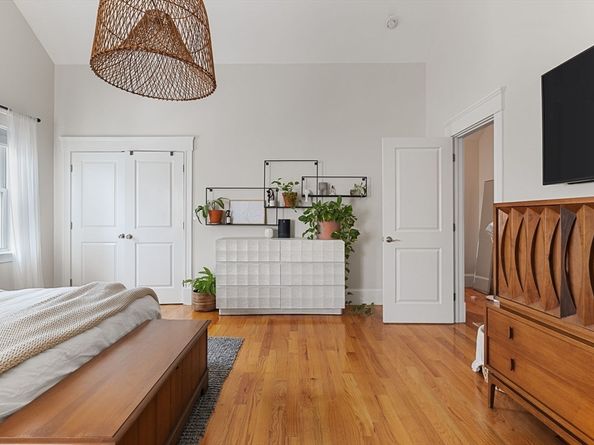 47 Glen St 2, Somerville MA 02145