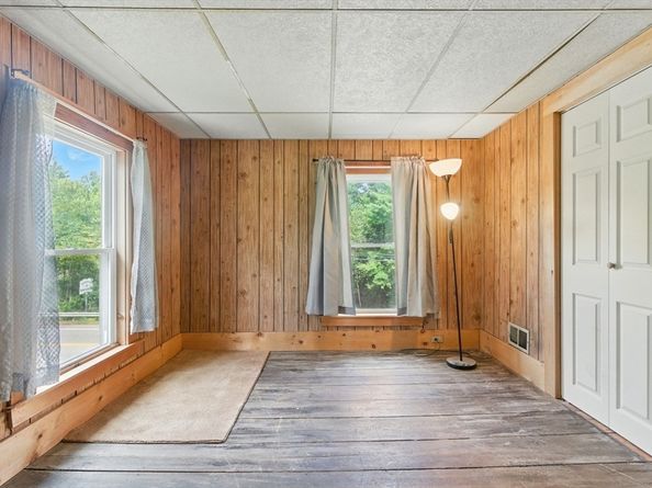 495 Winchendon Rd, Ashburnham MA 01430