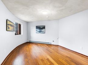 215 Thomas Burgin Pkwy 35, Quincy MA 02169