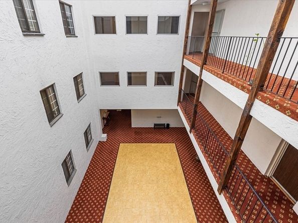 215 Thomas Burgin Pkwy 35, Quincy MA 02169