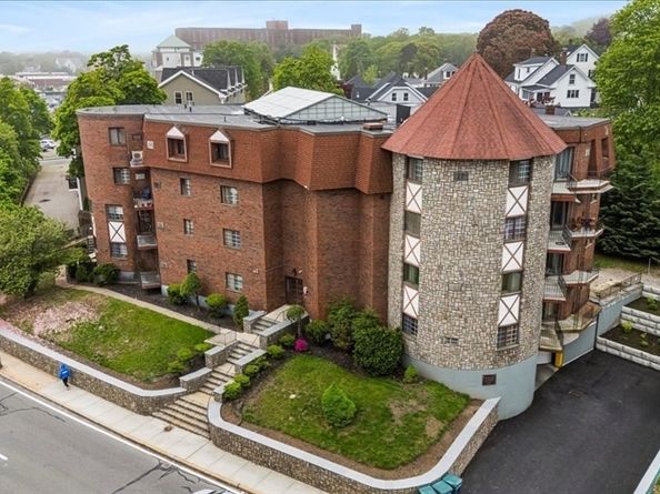 215 Thomas Burgin Pkwy 35, Quincy MA 02169