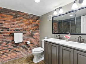 110-112 Commercial St 5, Boston MA 02109
