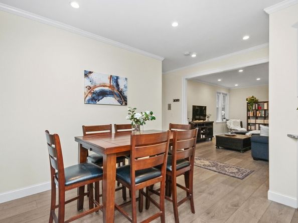 455 Washington St 2, Brookline MA 02446